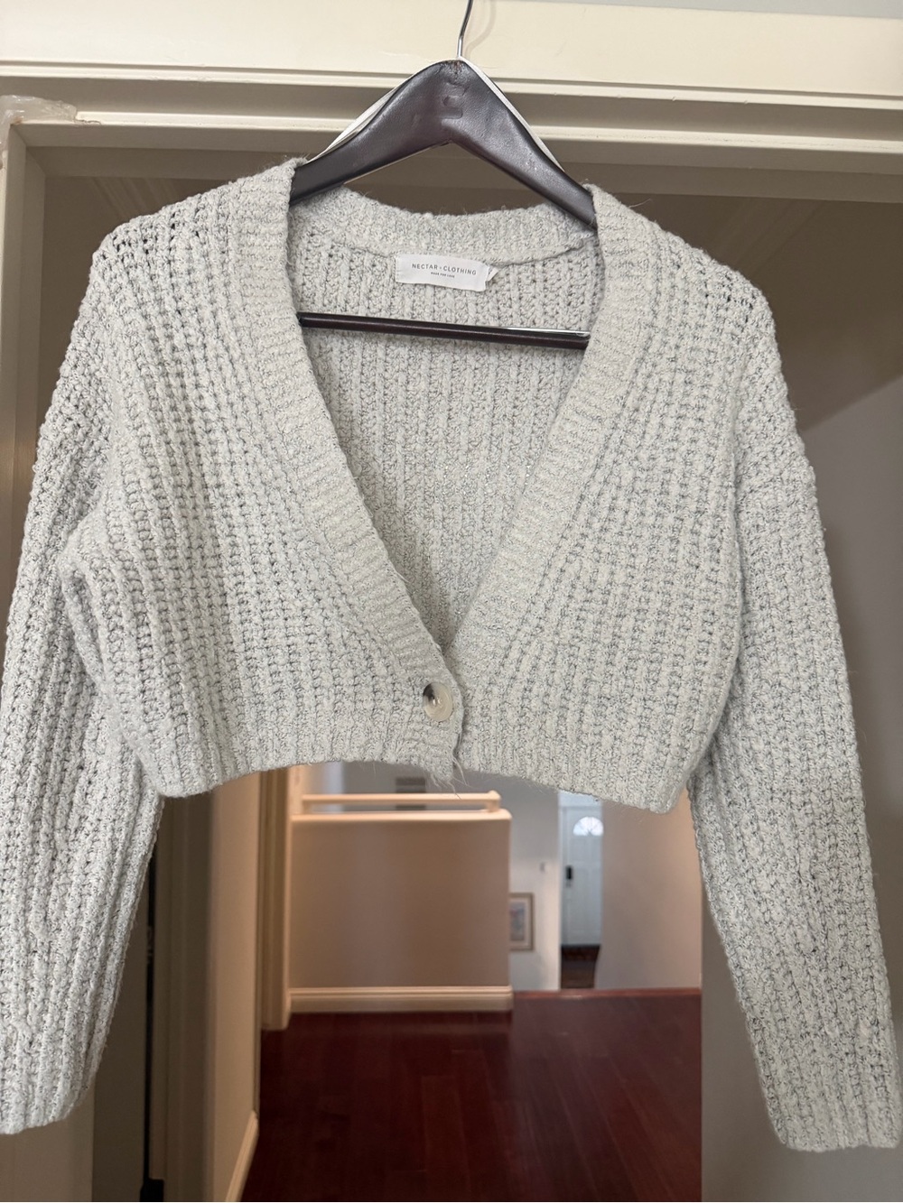 Nectar Clothing Knit Cropped V-Neck Cardigan - Light Gray